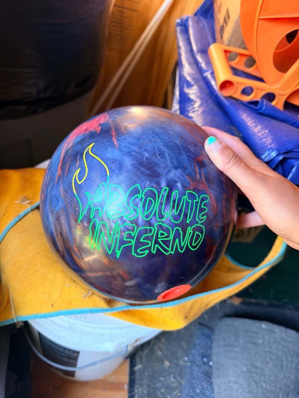 Brunswick Absolute Inferno Bowling Ball Blue/Red